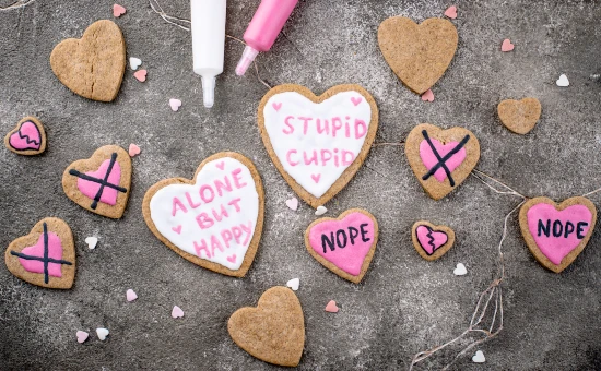 Stupid cupid | Alone but happy | Valentines Day cookies